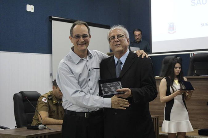 Vivver Sistemas recebe homenagem “Amigos da Saúde” no município de Cambuí/MG