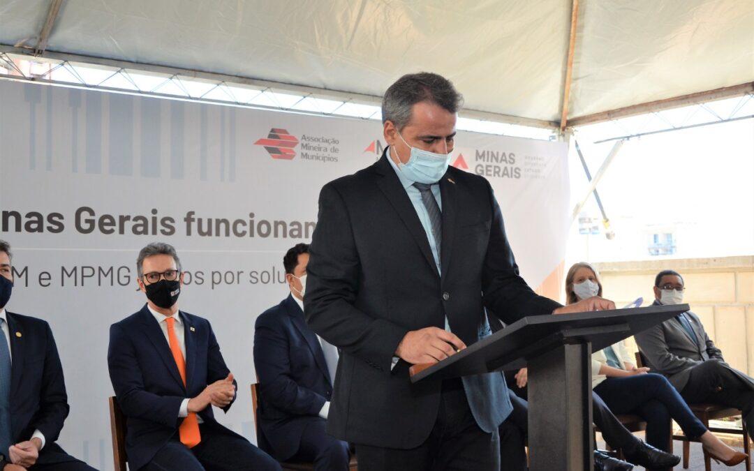 Novo acordo entre AMM e Governo de Minas garantirá R$ 6,7 bilhões para a área da saúde dos municípios mineiros